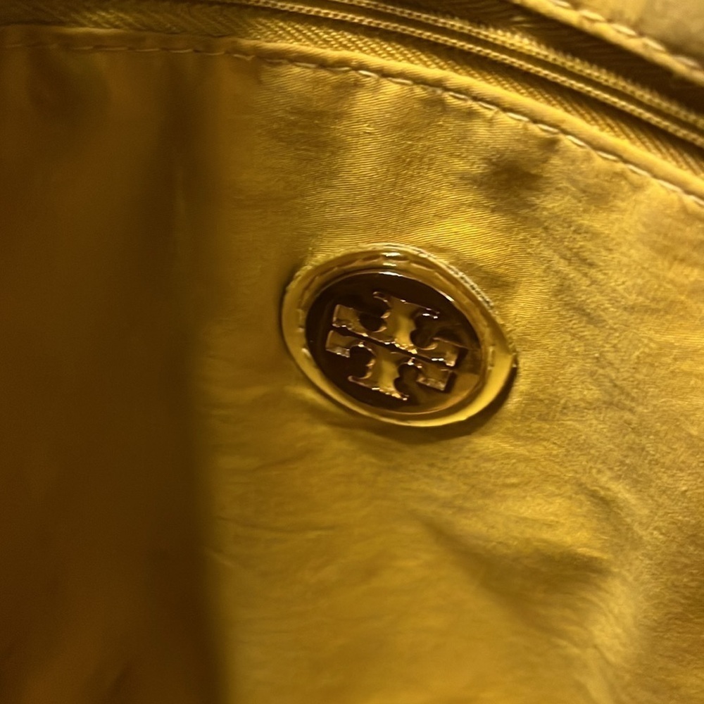 Tory Burch ☔️ RainBoot Tote - Picture 10 of 13
